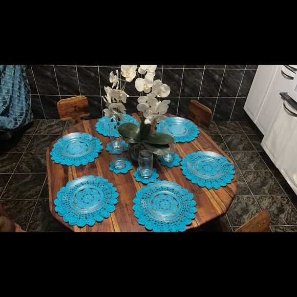 PLACEMAT and COASTER Crocheted, TURQUOISE, SETof 6. - Picture 4 of 9